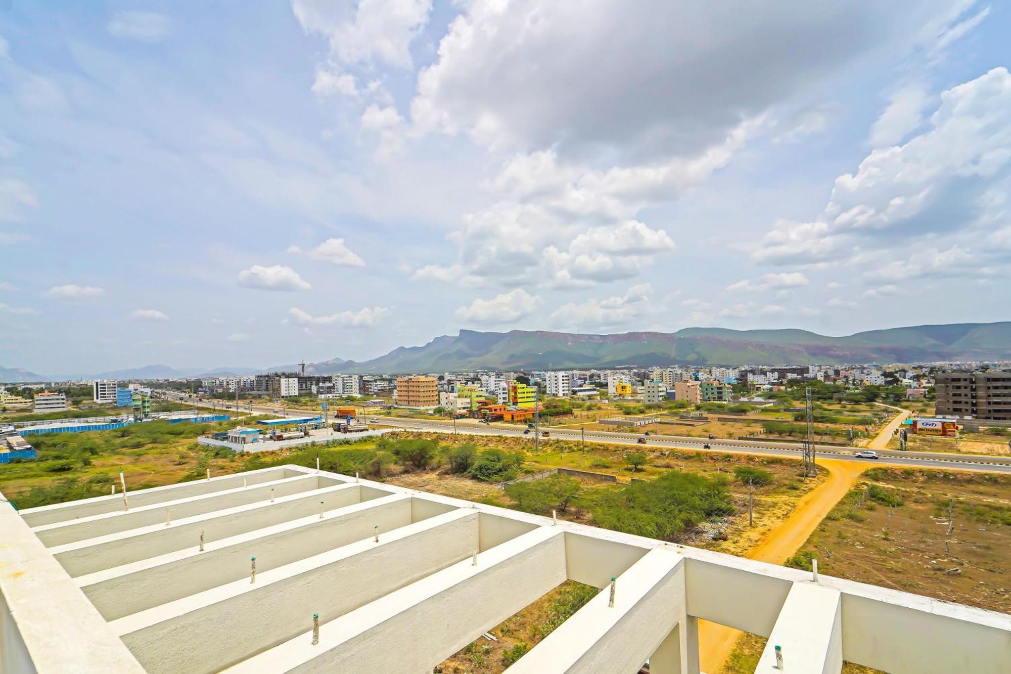 Hotel O Jayam Residency Tirupati Exterior photo